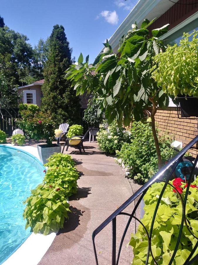 Gite Chez Baza Bed and Breakfast Shawinigan Exterior foto